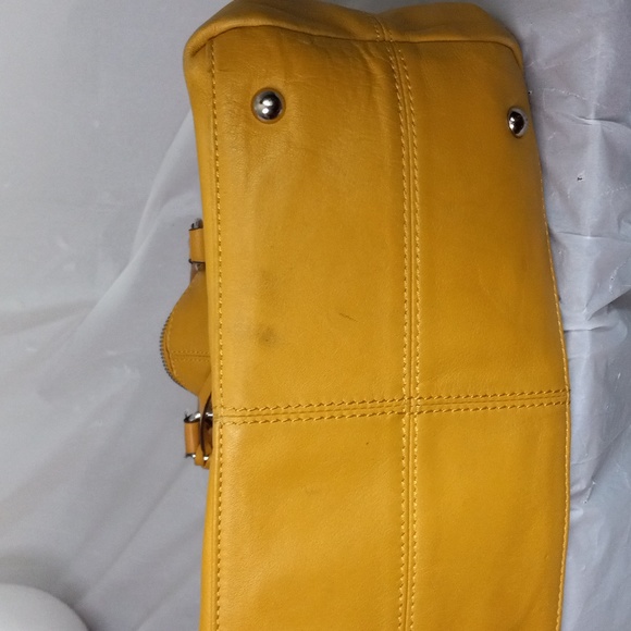 Tignanello leather bag yellow - Picture 5 of 7